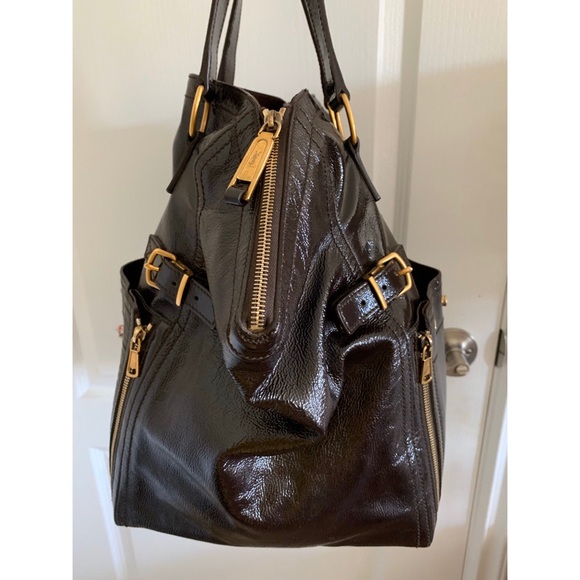 Yves Saint Laurent Patent Leather Downtown Tote - Picture 2 of 8